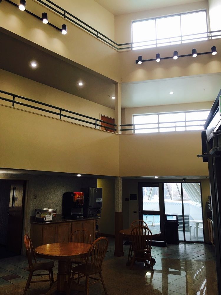 Cedars Inn Wenatchee Ngoại thất bức ảnh