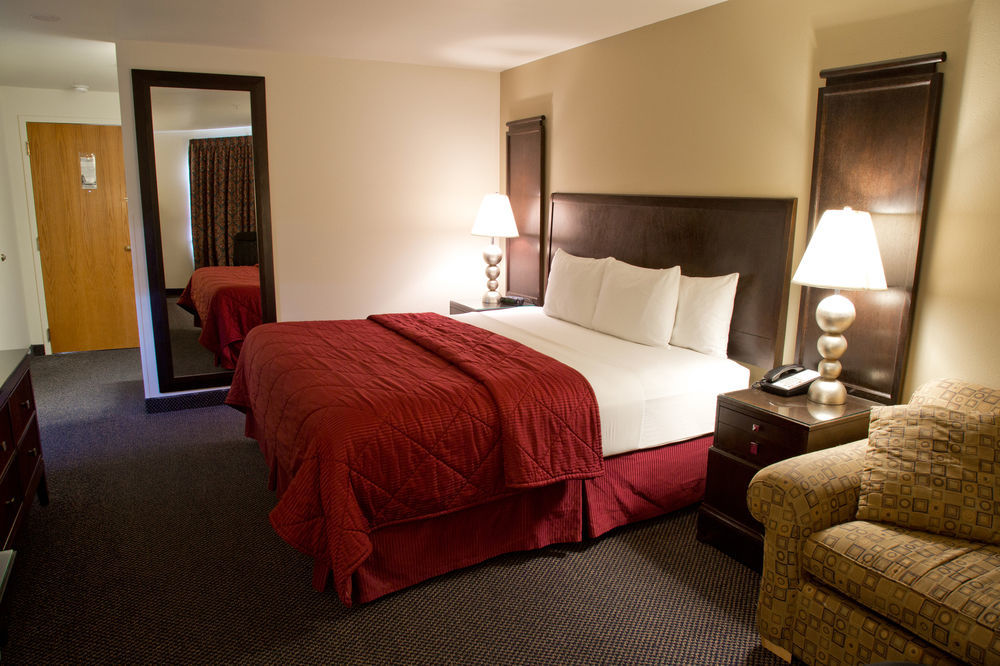 Cedars Inn Wenatchee Ngoại thất bức ảnh