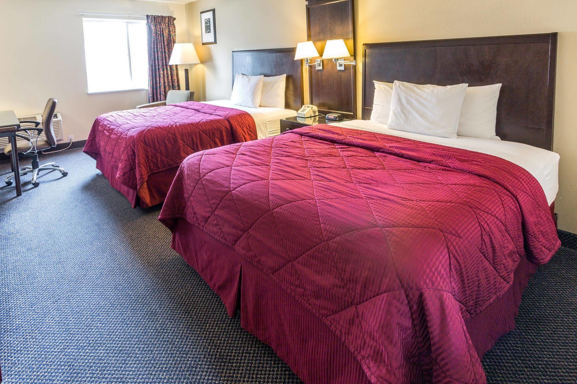 Cedars Inn Wenatchee Ngoại thất bức ảnh