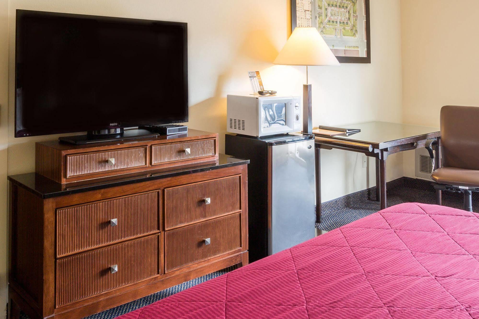 Cedars Inn Wenatchee Ngoại thất bức ảnh