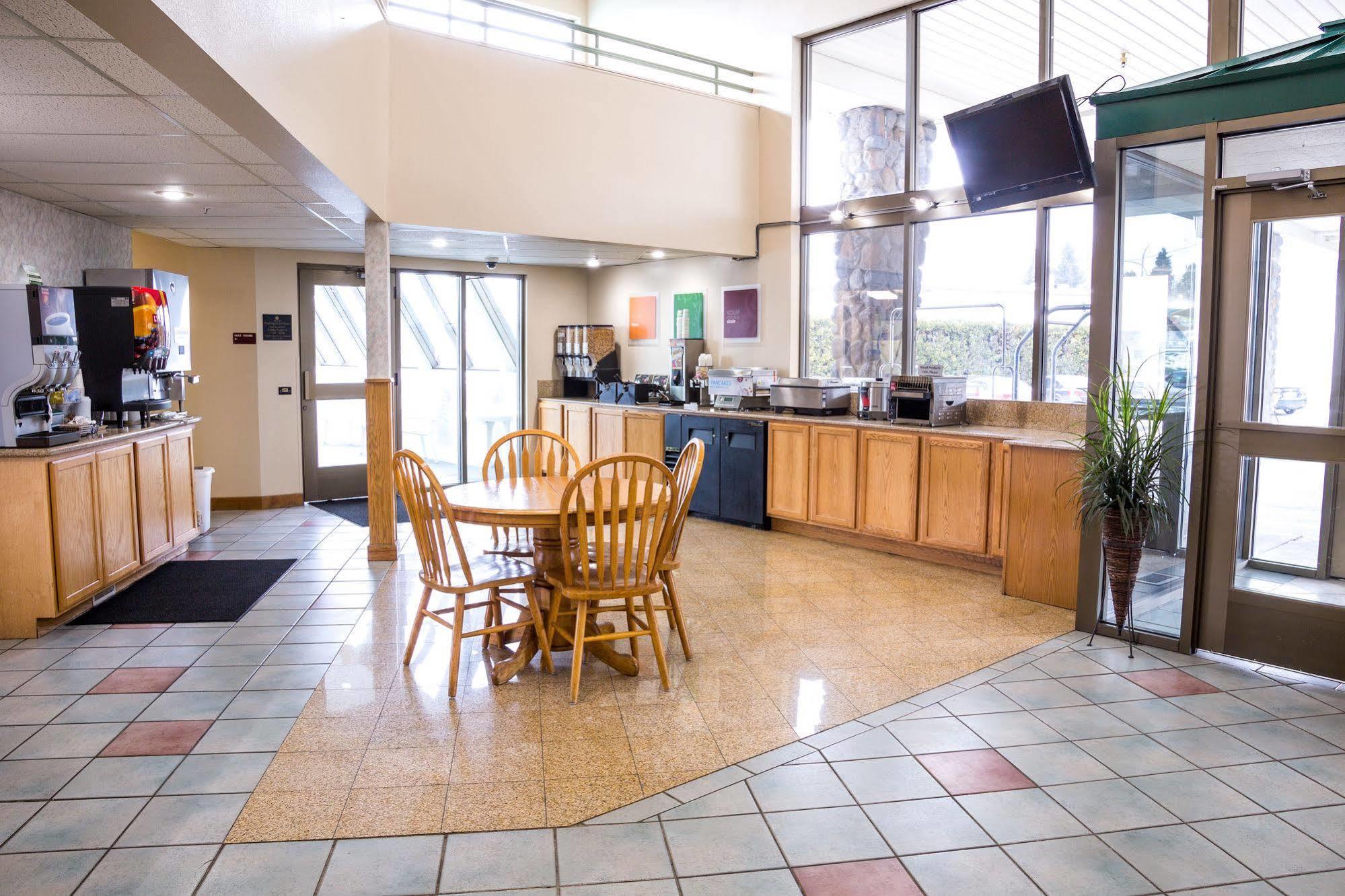 Cedars Inn Wenatchee Ngoại thất bức ảnh